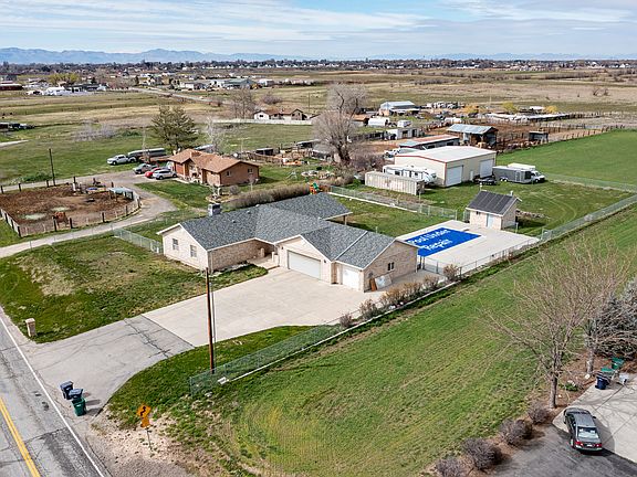 3rd image of 3424 W Pioneer Rd