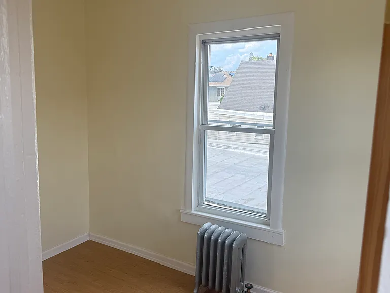 691 E 223rd St #3 — Photo 6
