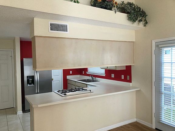 5th image of 1410 Golden Park Ct