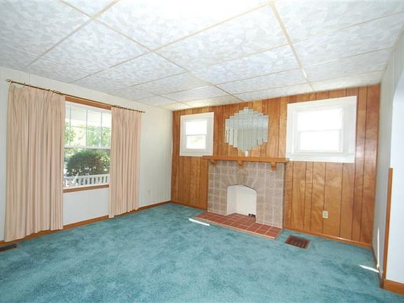 2nd image of 3139 Clifford Ave