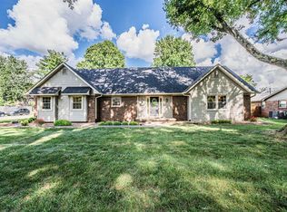 904 Meadowlark Dr, Bowling Green, KY