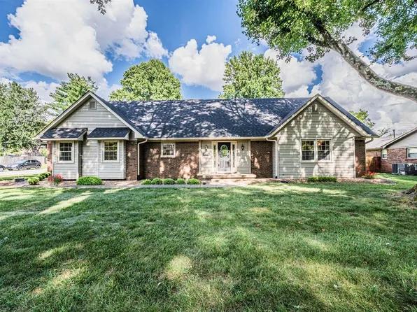 904 Meadowlark Dr, Bowling Green, KY 42103