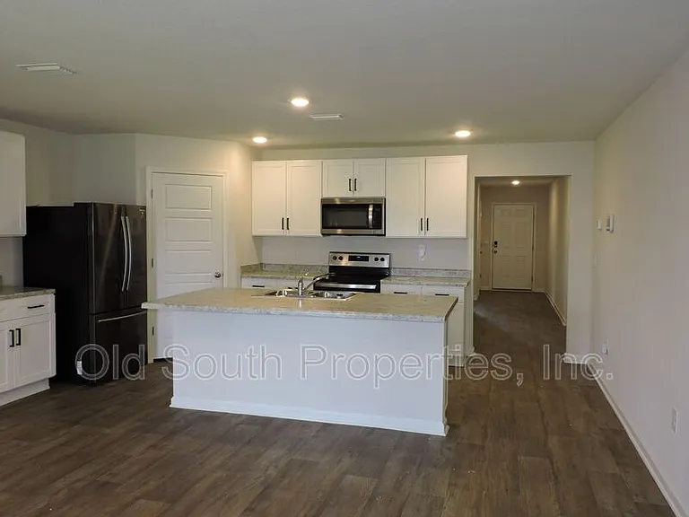 7580 Steeplechase Blvd — Photo 7