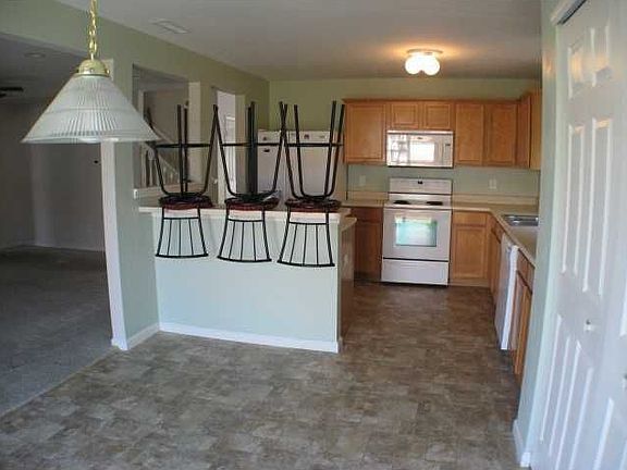5th image of 12718 Braddock Ln