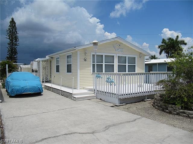 1st image of 41 Helen Ln