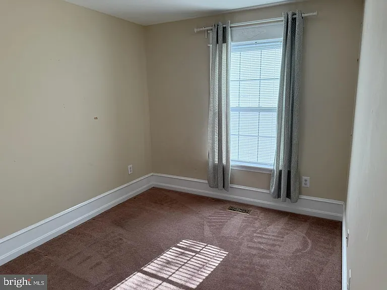 1959 Camelia Ct — Photo 12