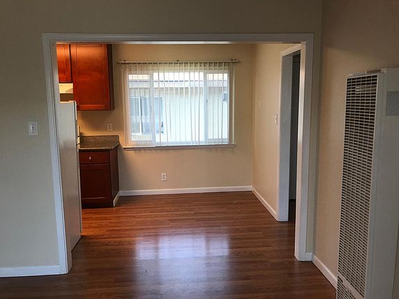 3rd image of 680 Oakside Ave #3