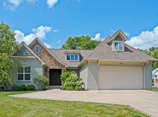 7920 Mitchell Farm Ln, Cincinnati, OH 45242