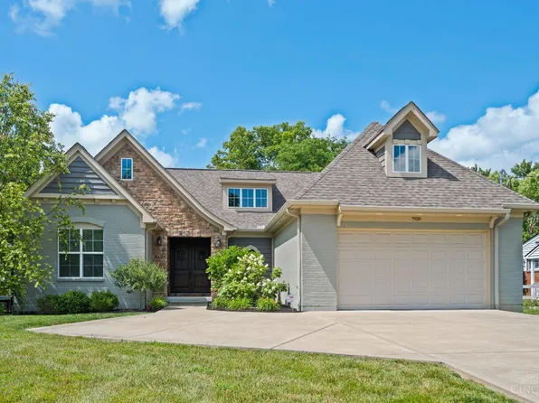 7920 Mitchell Farm Ln, Cincinnati, OH 45242