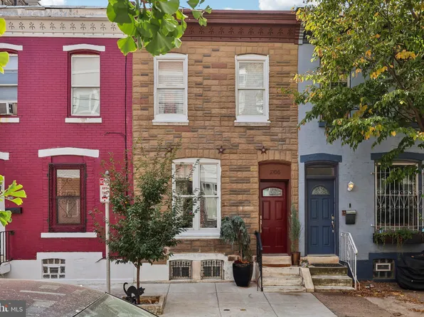 2706 Cambridge St, Philadelphia, PA 19130