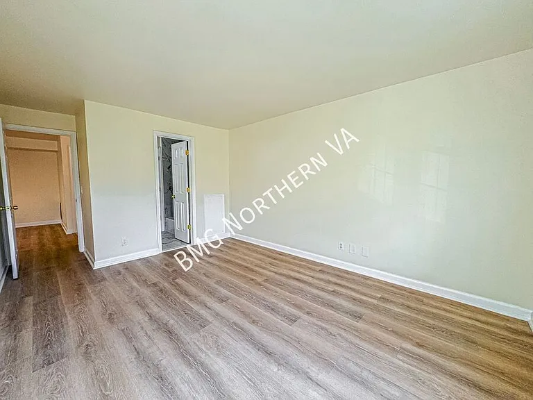 12005 Ridge Knoll Dr #10 — Photo 25