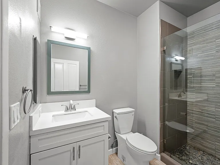 1501 Front St #633 — Photo 18