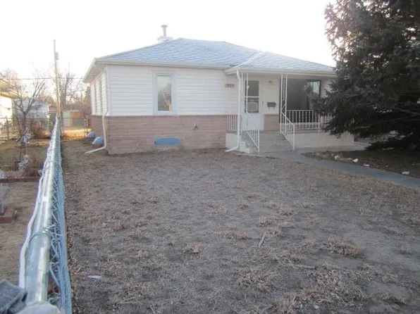 1909 E D St, Torrington, WY 82240