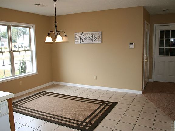 3rd image of 300 Benjamin Dr