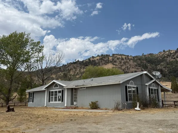 28000 Cummings Valley Rd, Tehachapi, CA 93561