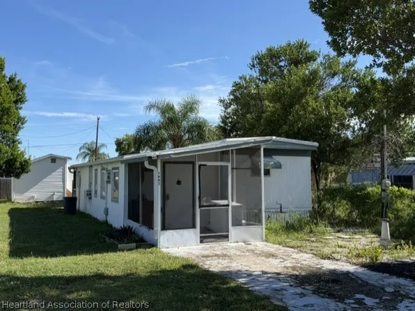 1807 Shore Rd, Avon Park, FL 33825