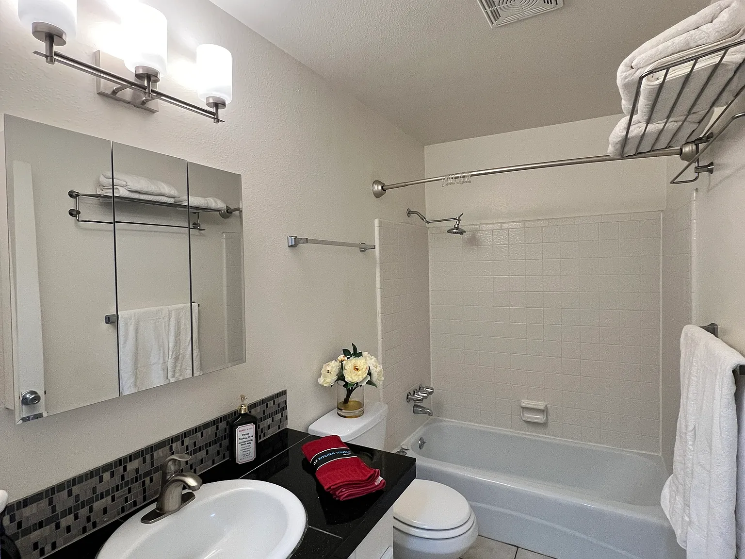 Building B - Harmony Apartments — Photo 4