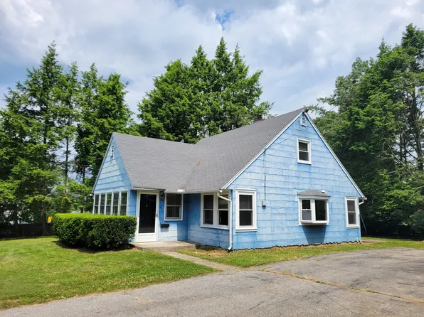 21 Lynwood Drive, Windham, CT 06226