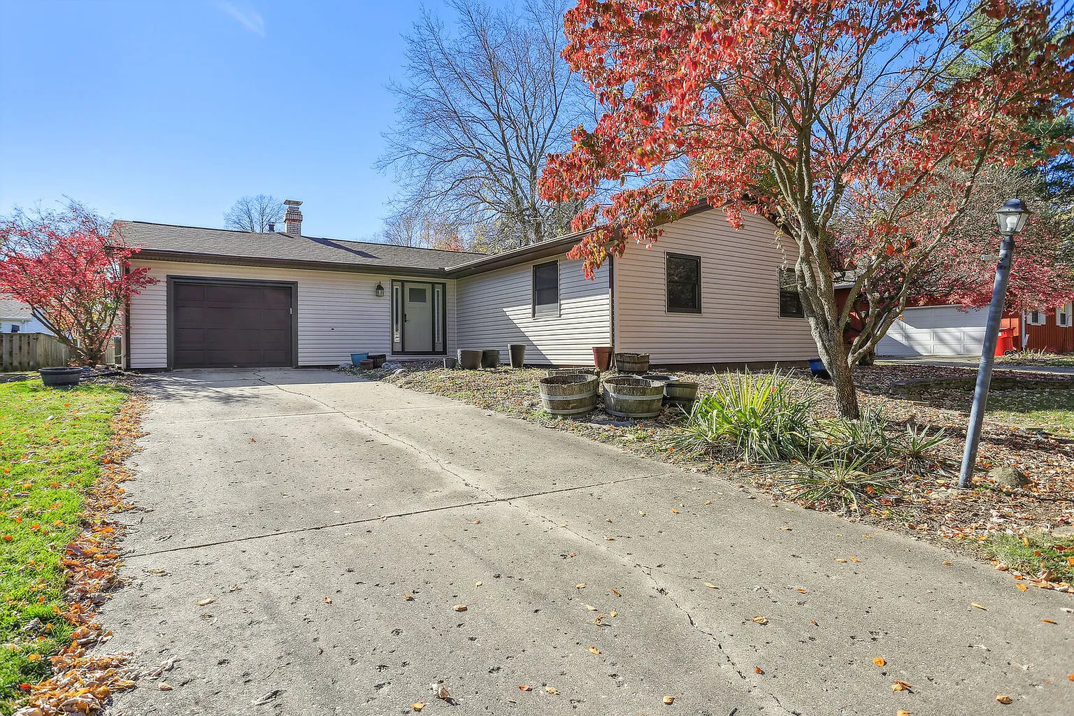 2311 Barberry Dr photo 1