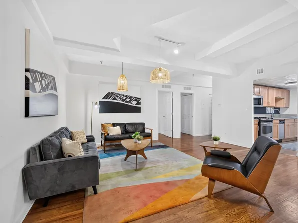 357 Varick Street image 1 of 22