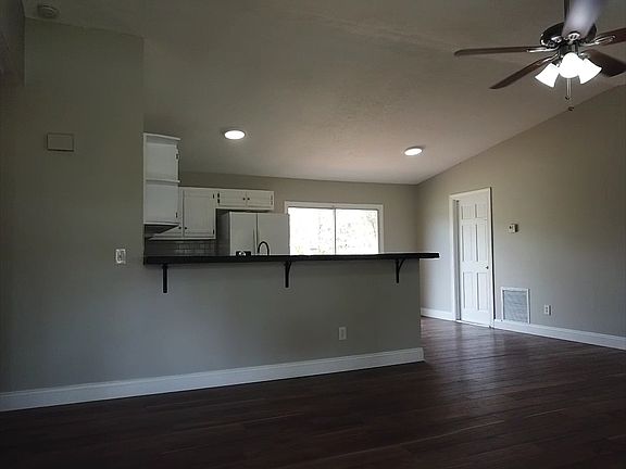 2nd image of 1513 SW Meridian Ave