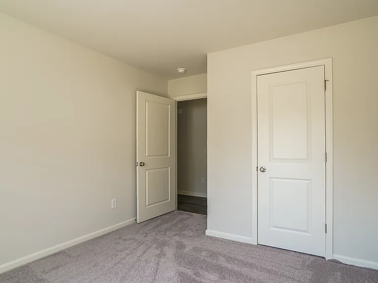 676 Savanac St SE — Photo 12