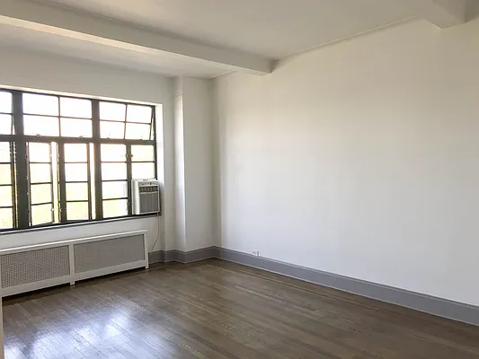 Rented by Compass | media 21