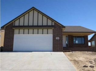 1728 S Lynnrae St, Wichita, KS 67207