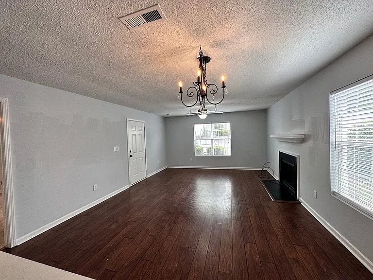 102 Hammett Grove Ln #102 — Photo 19