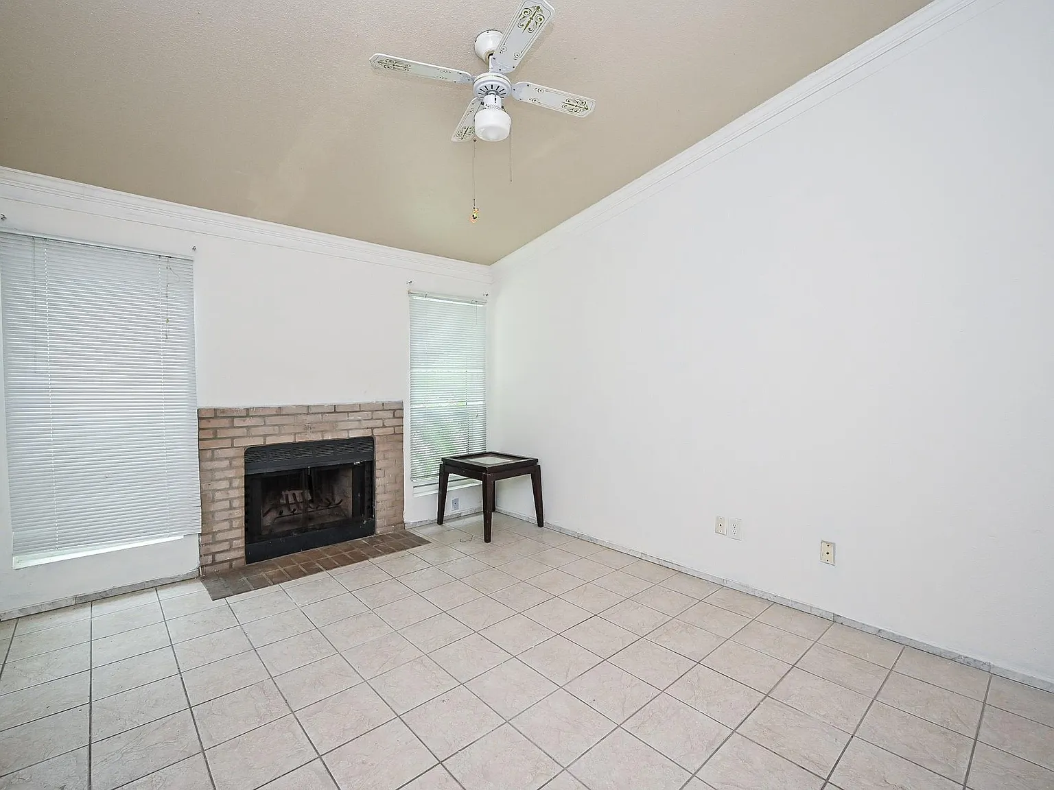 1 bed, 1.0 bath, 502 sqft, $1,000 — Photo 3
