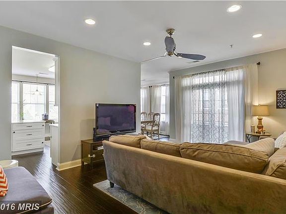 5th image of 503 King Farm Blvd APT 205