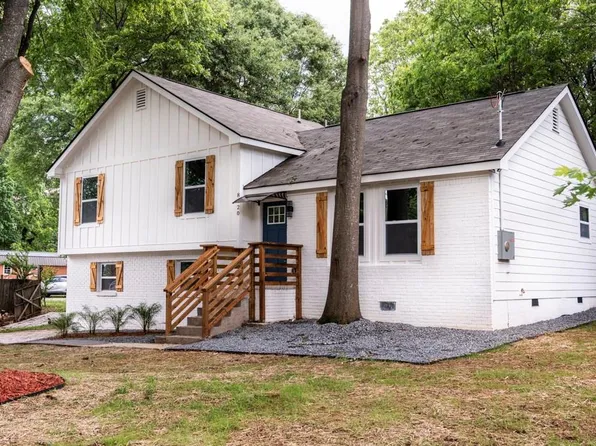 8420 Sheridan Dr, Jonesboro, GA 30236