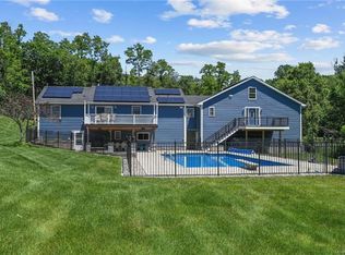 2 Justbrand Ln, Poughkeepsie, NY 12603