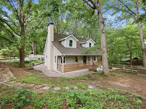 4790 Country Boy Ln, Clemmons, NC 27012