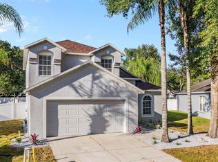 643 Somerstone Dr, Valrico, FL 33594