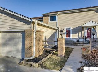 2726 Woodbine Ct, Bellevue, NE 68005