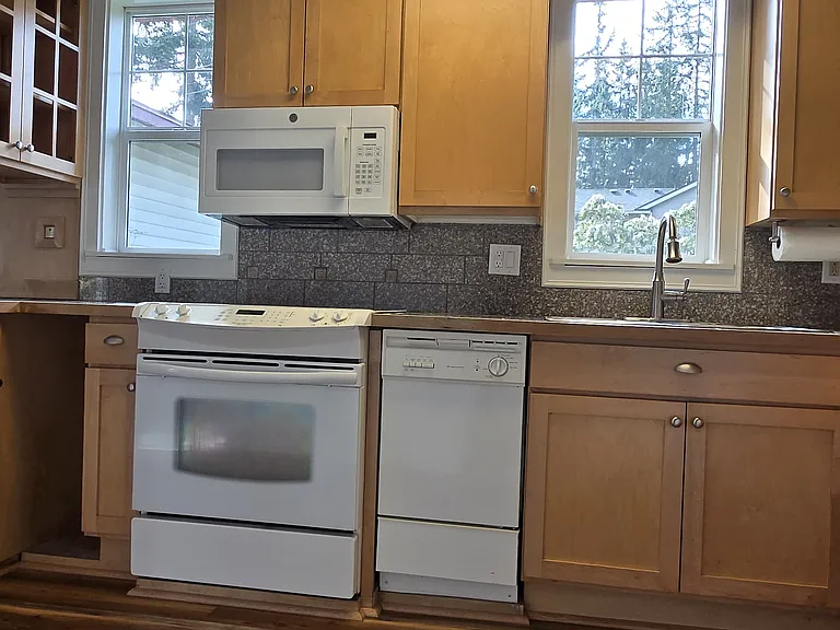 16822 North Rd — Photo 3