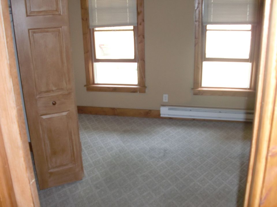 2nd image of 593 Arlington St #3
