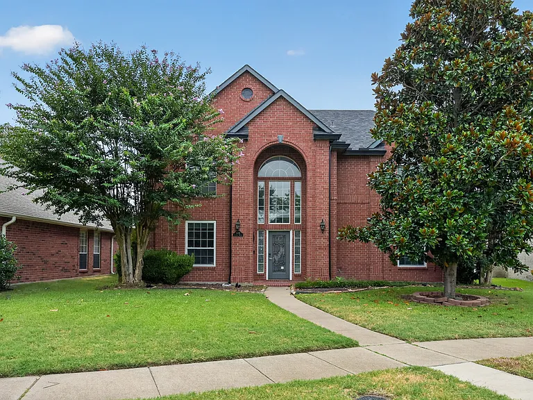 5900 Atlanta Dr — Photo 3
