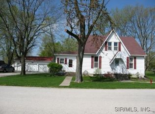 301 College St, Alhambra, IL 62001