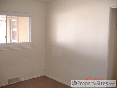 3rd image of 1380 S Osceola St