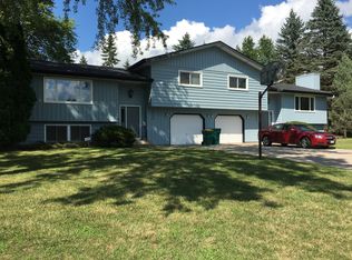 6348 40th St N, Oakdale, MN 55128