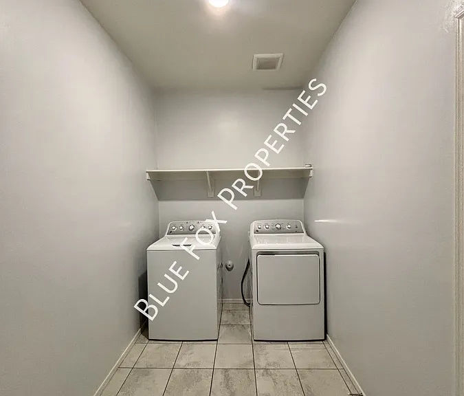 8518 W Pelican Pl — Photo 14