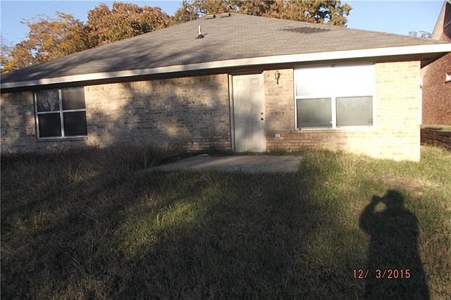 2nd image of 1530 Sunview Dr