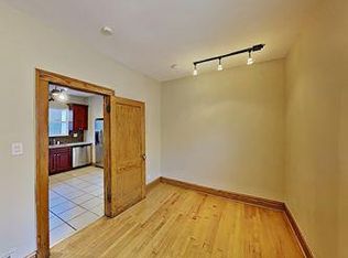 6518 26th St #8134331823, Berwyn, IL 60402