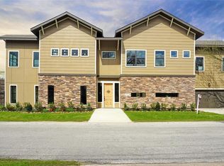 222 Delaney Dr, Houston, TX 77009