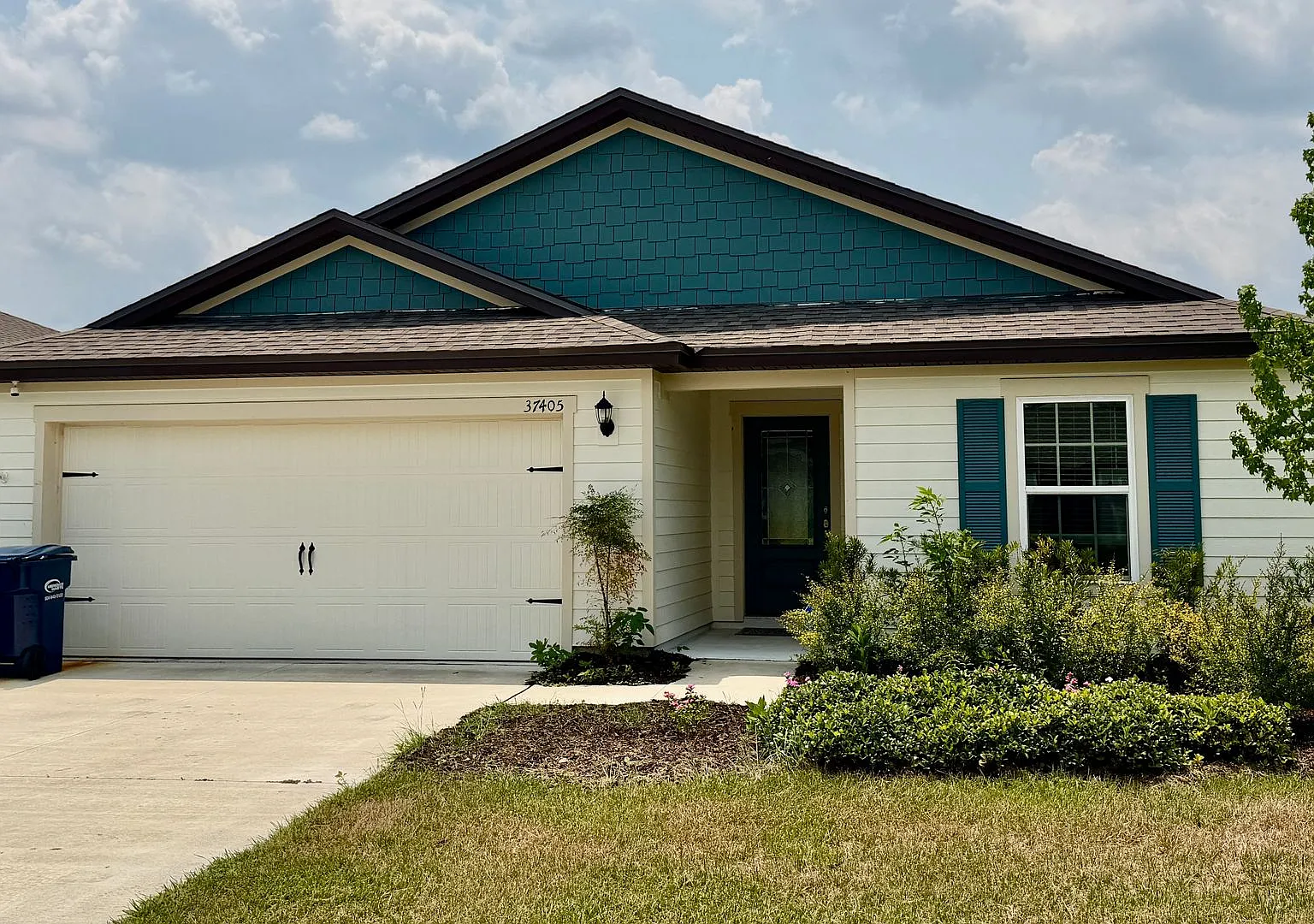 37405 Whisper Way — Photo 1