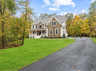 5906 Copper Mill Dr, Fredericksburg, VA