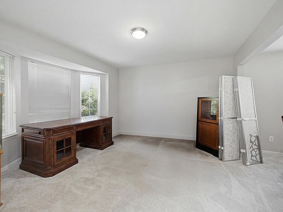 5th image of 24224 Konarska Dr