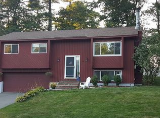 8 Laramie Cir, Nashua, NH 03062